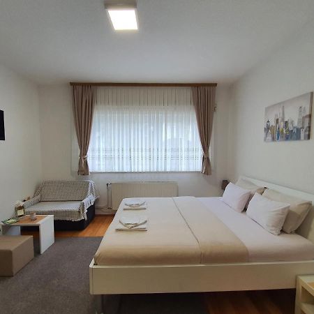 Studio Apartman 11 بيهاتش المظهر الخارجي الصورة