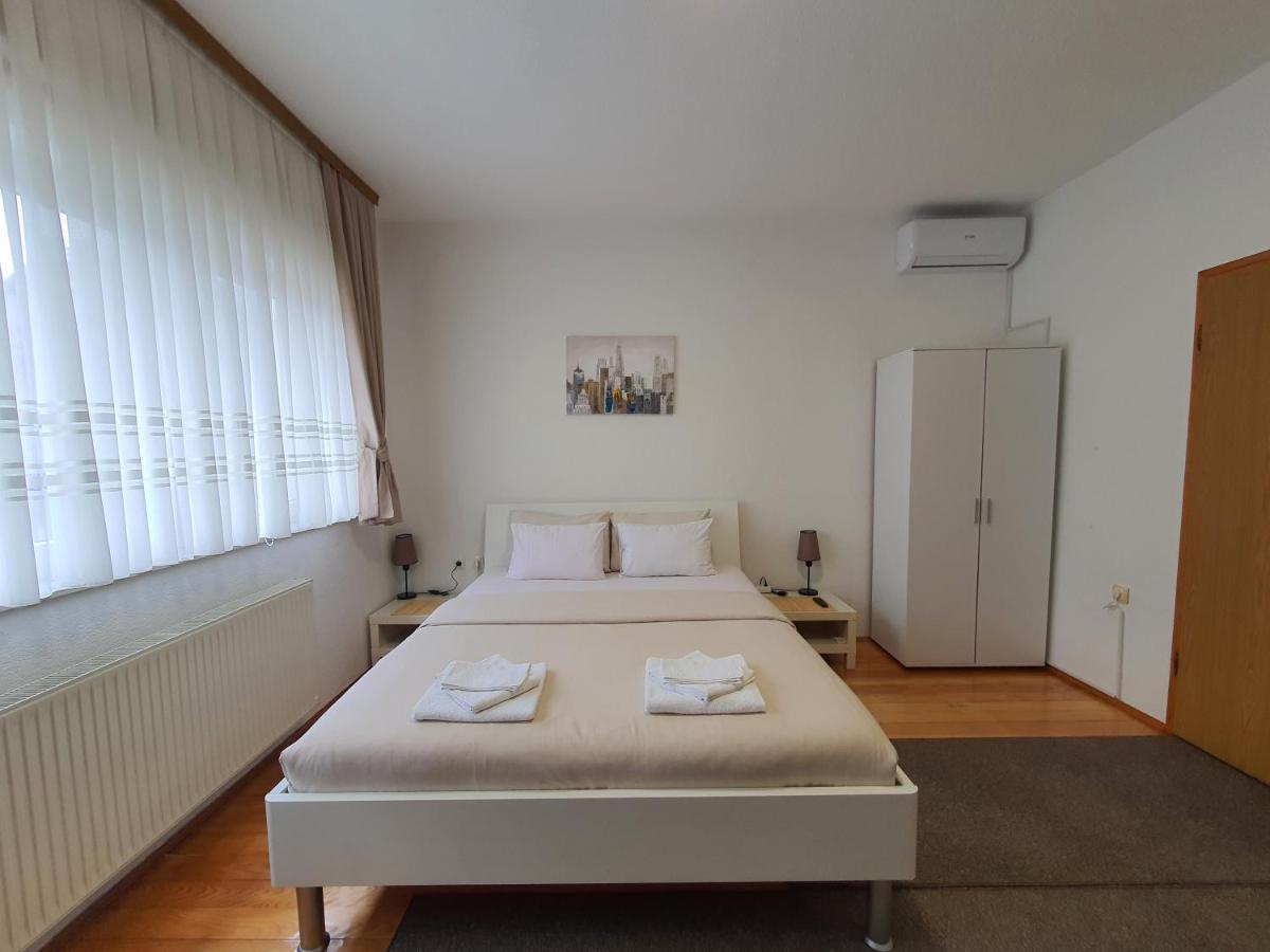 Studio Apartman 11 بيهاتش المظهر الخارجي الصورة