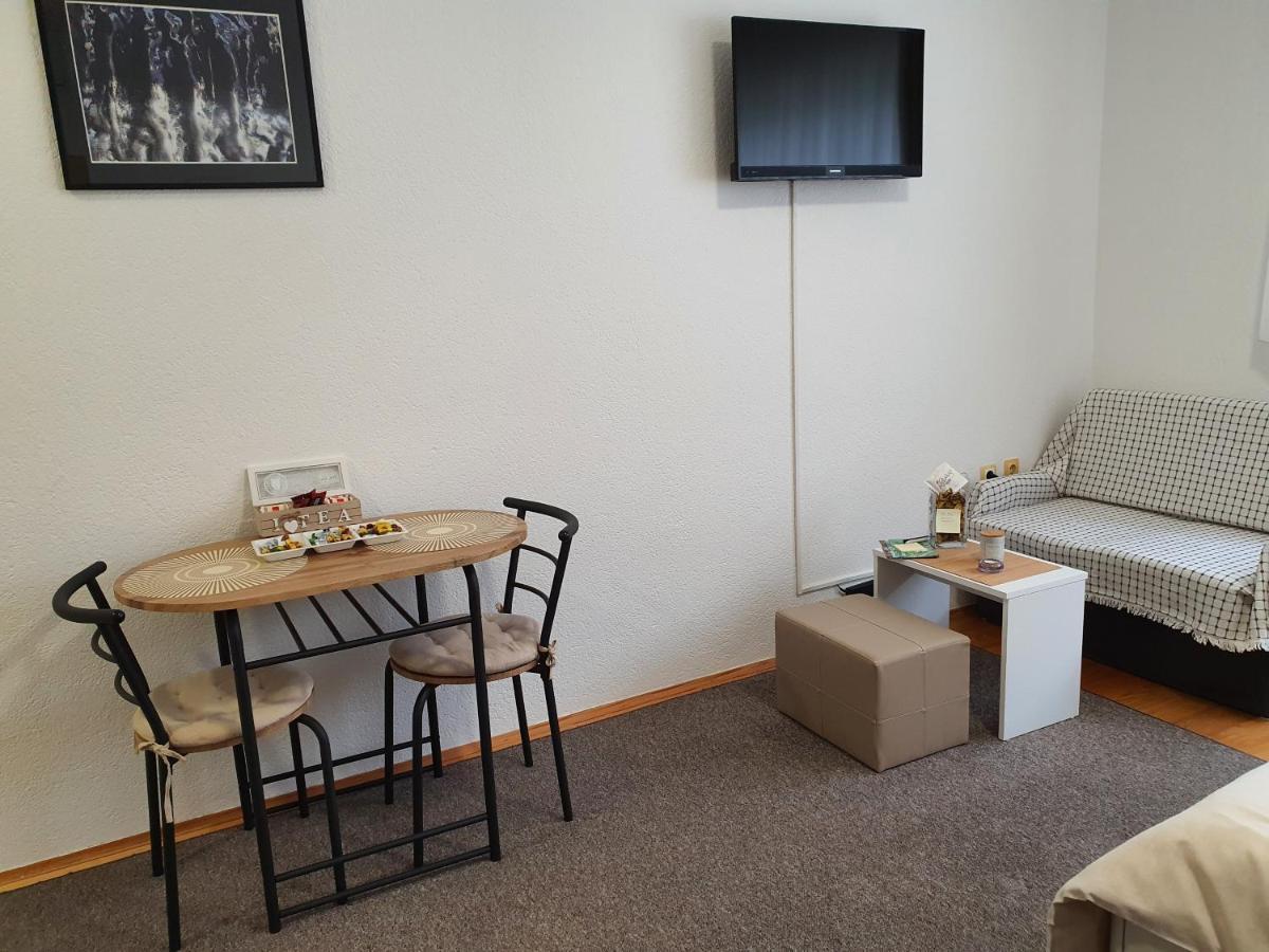 Studio Apartman 11 بيهاتش المظهر الخارجي الصورة